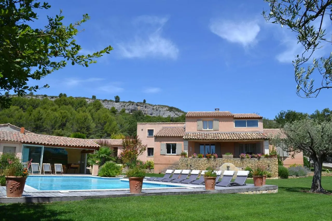 Le Bouquet De L Aromate Bed and Breakfast Joucas Bed & Breakfast